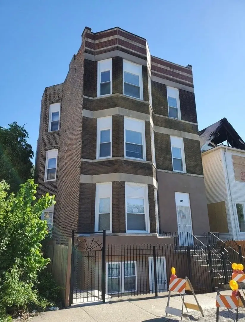 943 W 59th Street