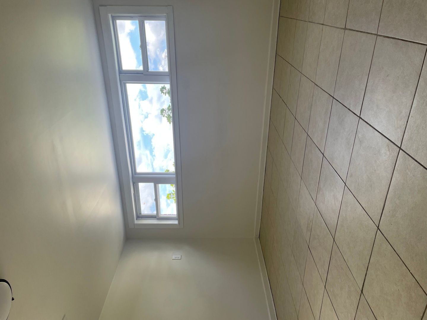 7925 Natchez Avenue, Burbank, IL