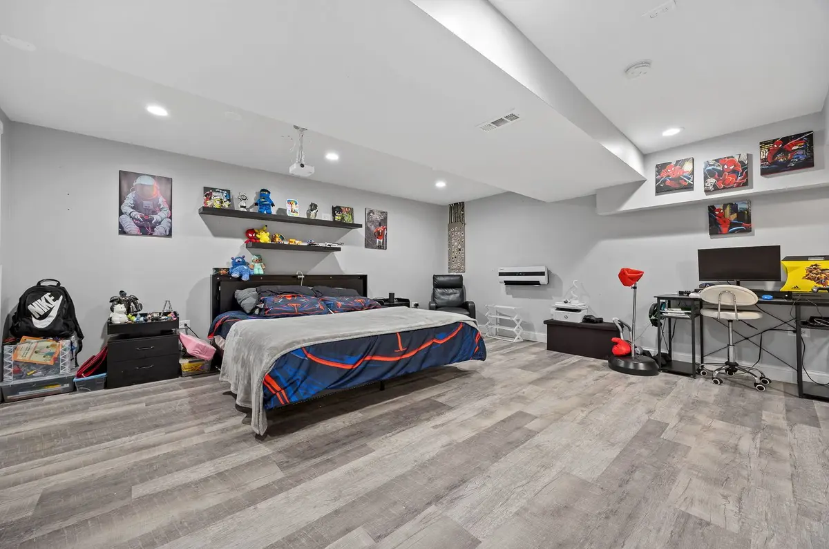 1303 Idabright Drive