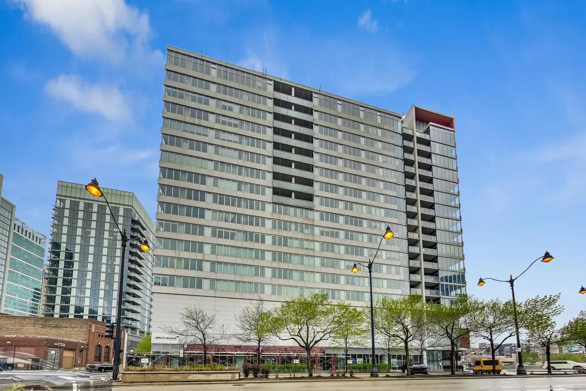 659 W Randolph Street
