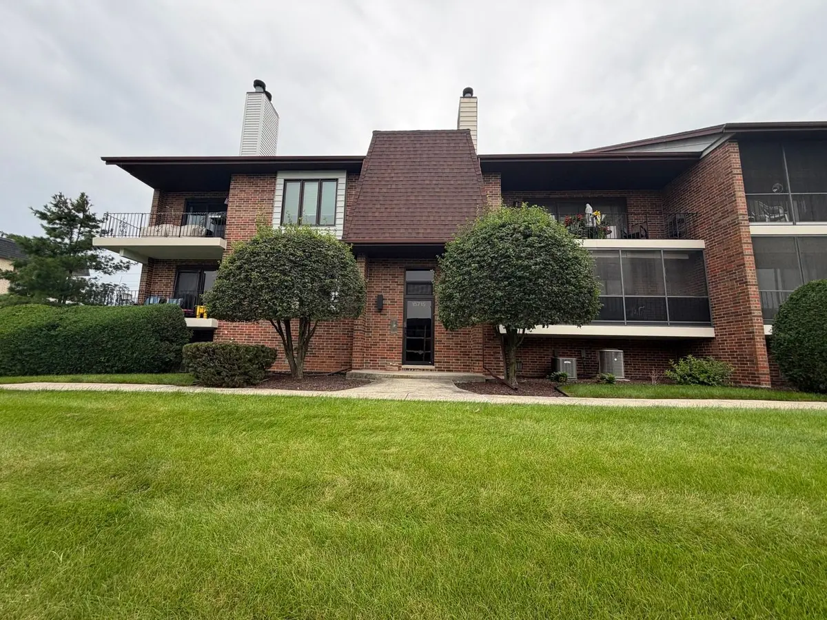 15715 Deerfield Court