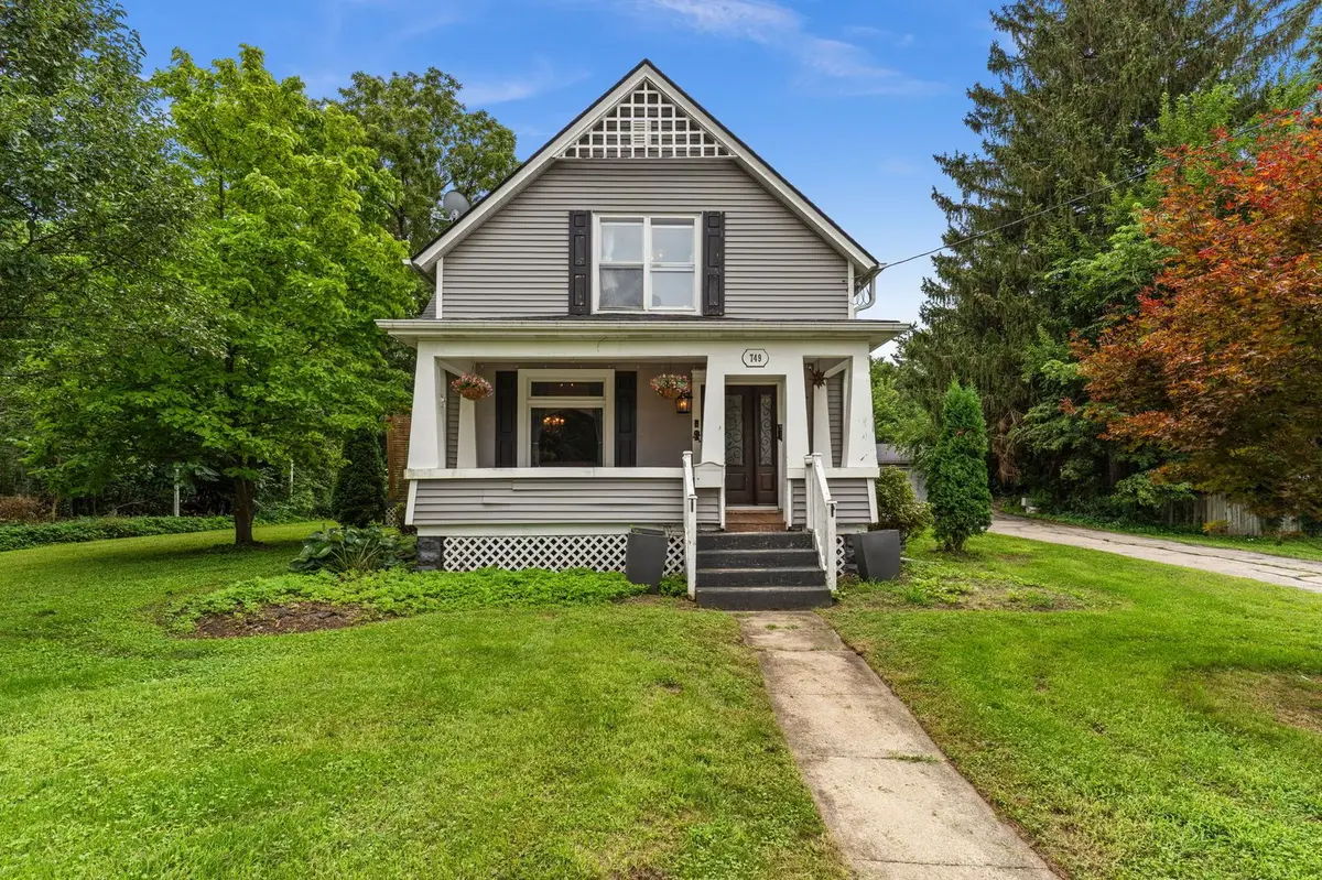 749 N Van Buren Street