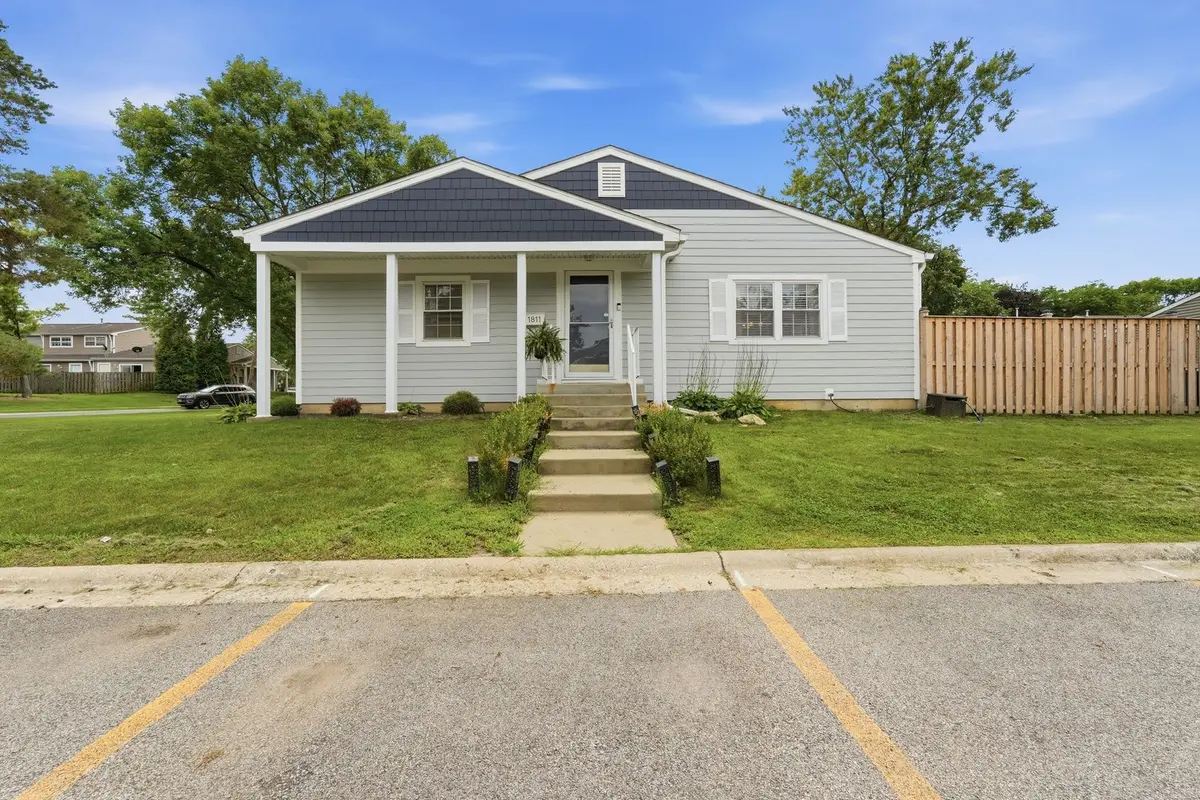 1811 Carlisle Court