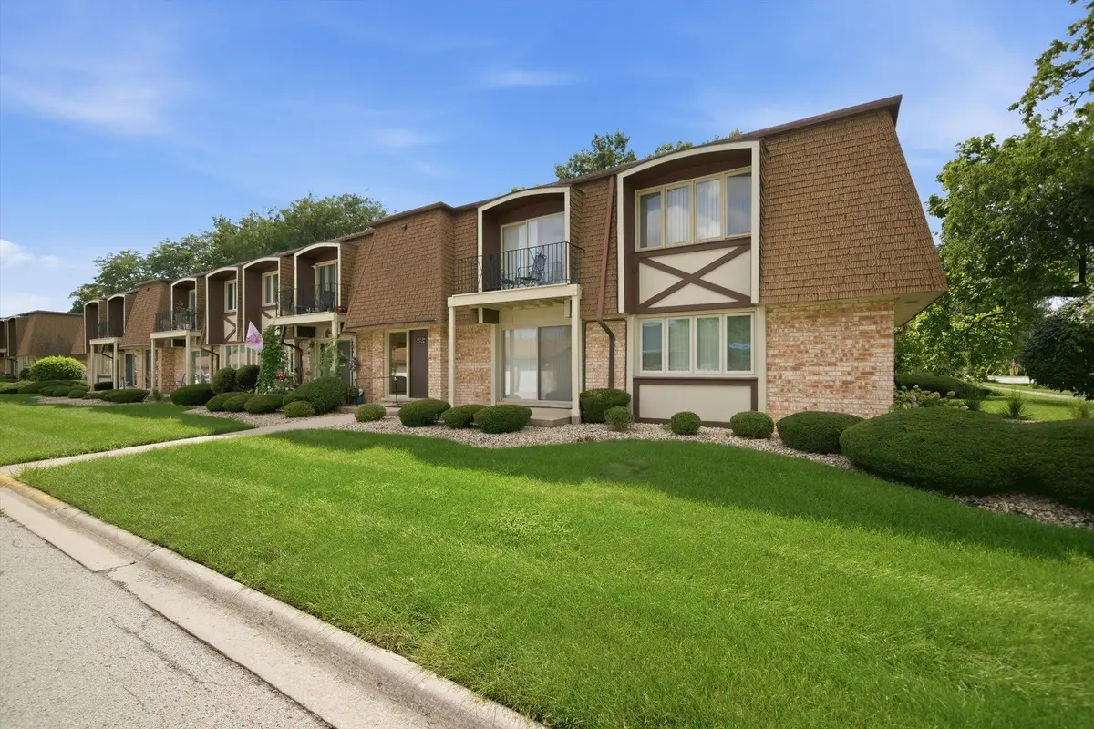 12720 CARRIAGE Lane