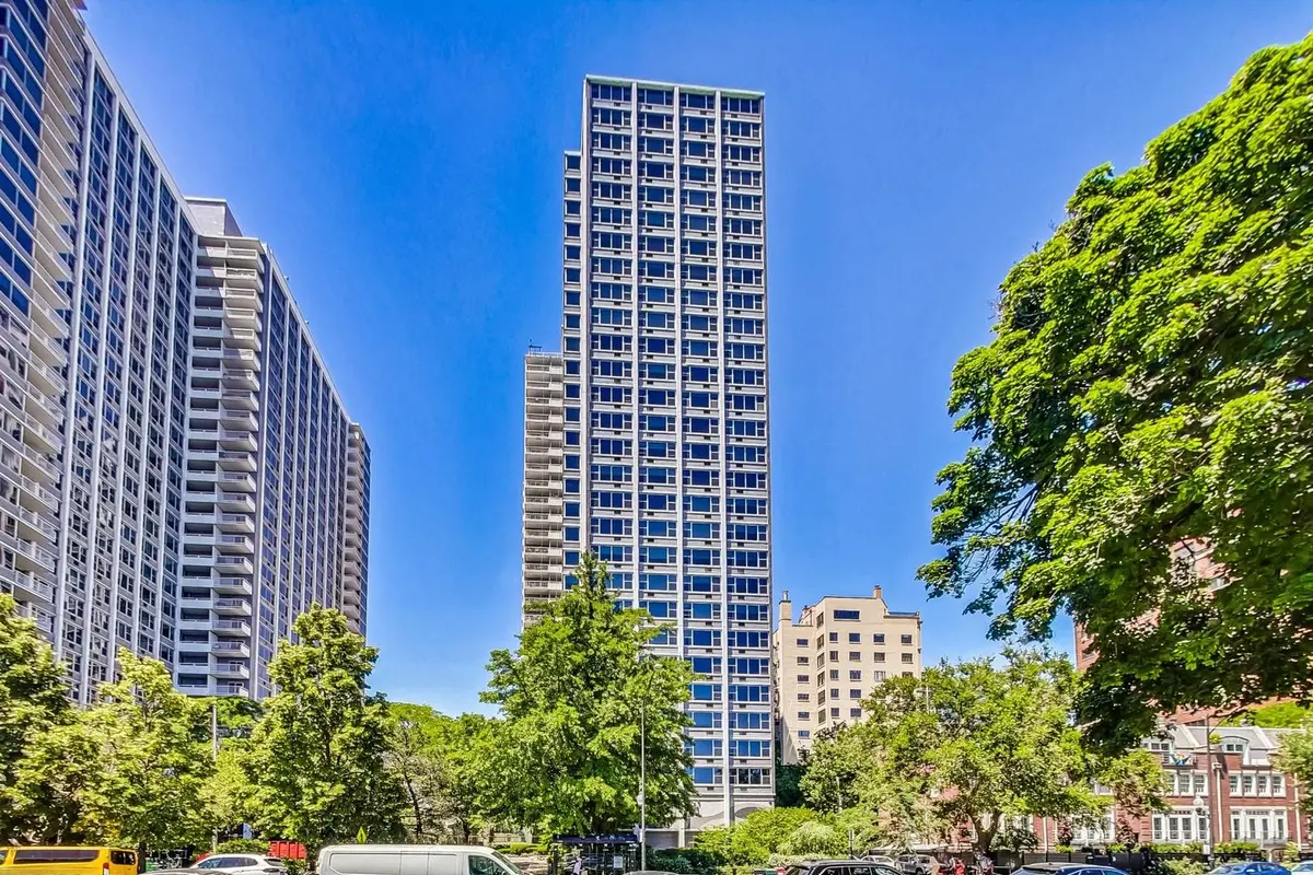 4250 N Marine Drive
