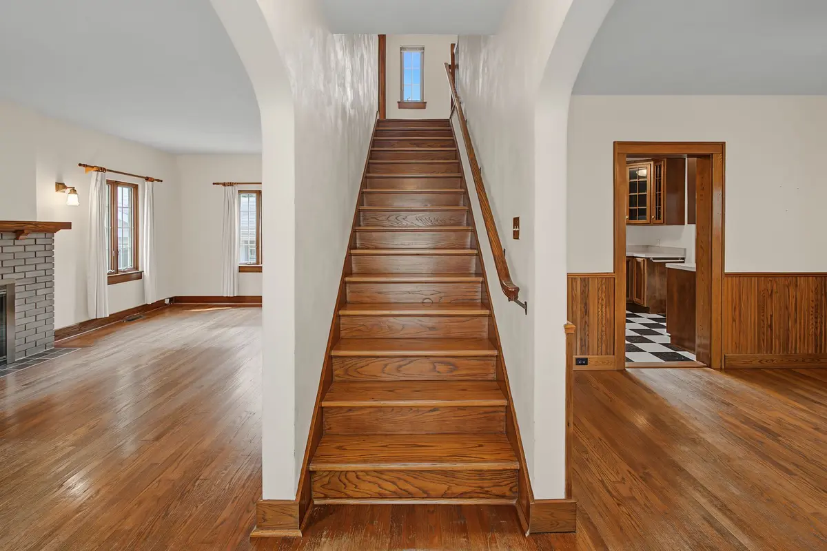 703 Arlington Court