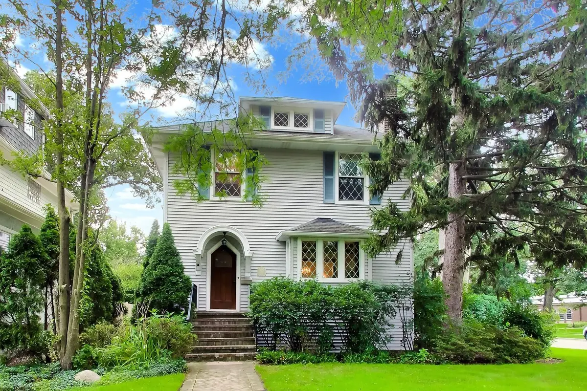 1110 Elm Street