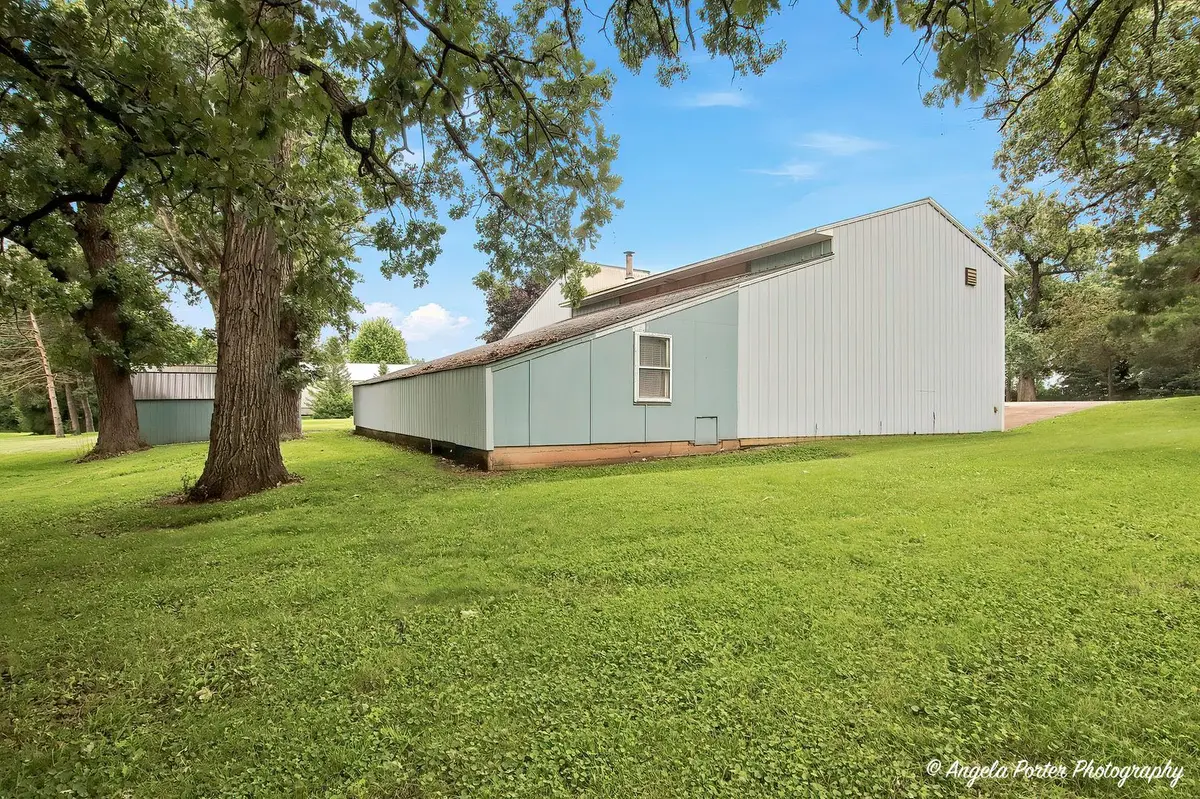 6424 Mccullom Lake Road
