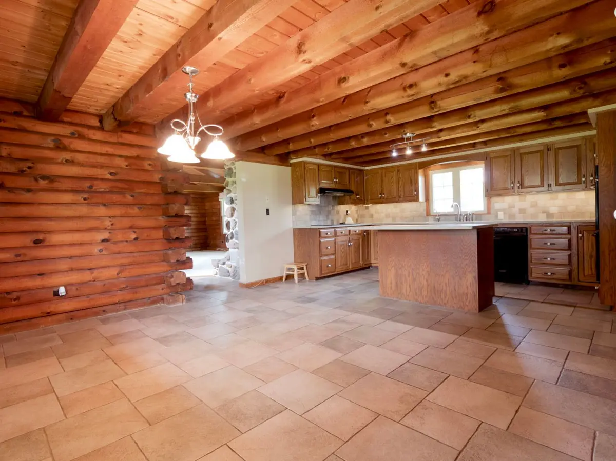 6487 W Walnut Street