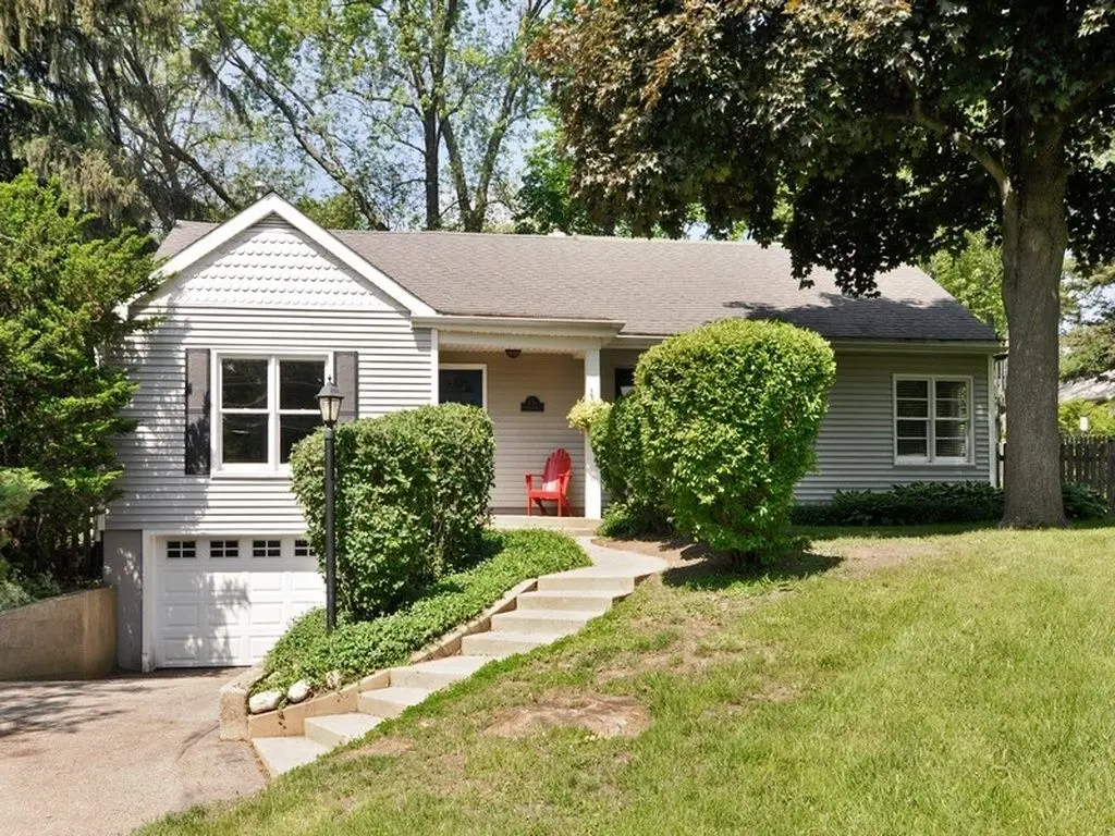 636 Exmoor Avenue
