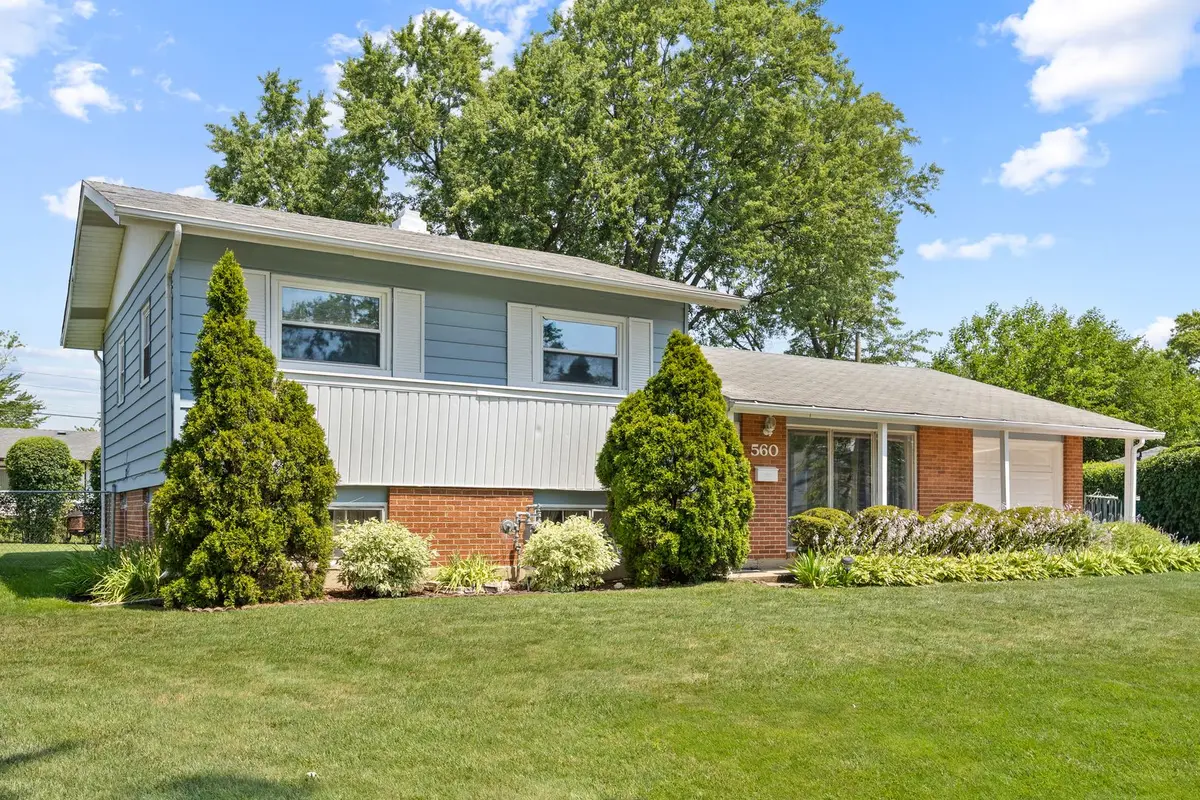 560 W Berkley Lane