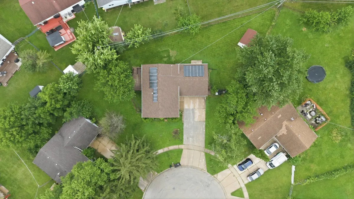 1204 Lincoln Court