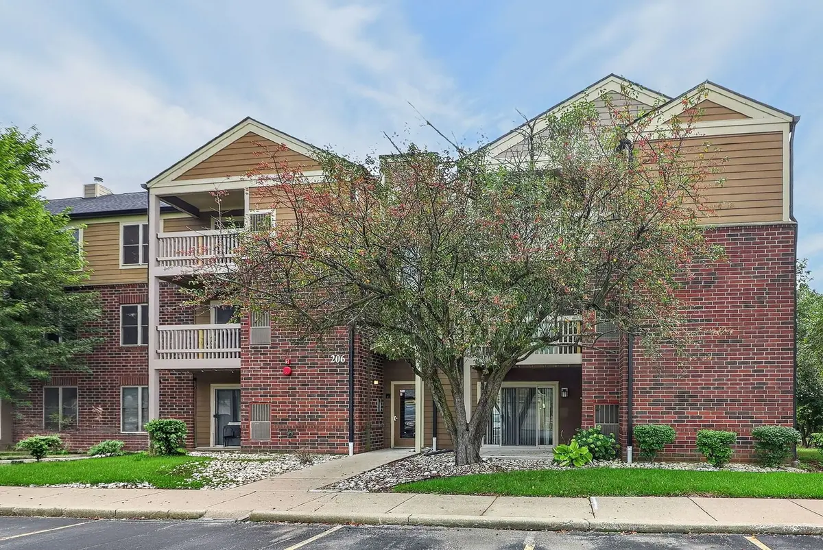 206 Glengarry Drive