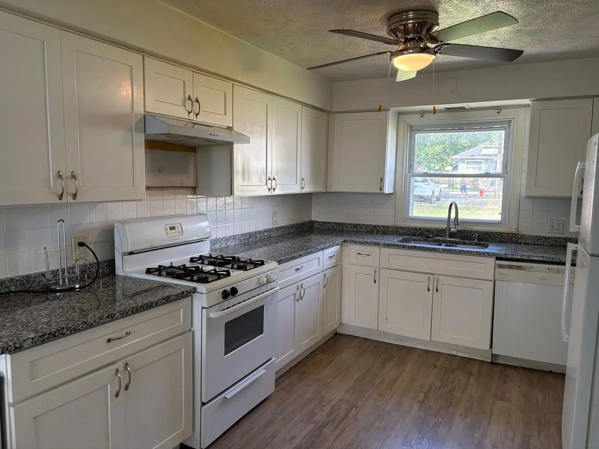 407 N Center Street