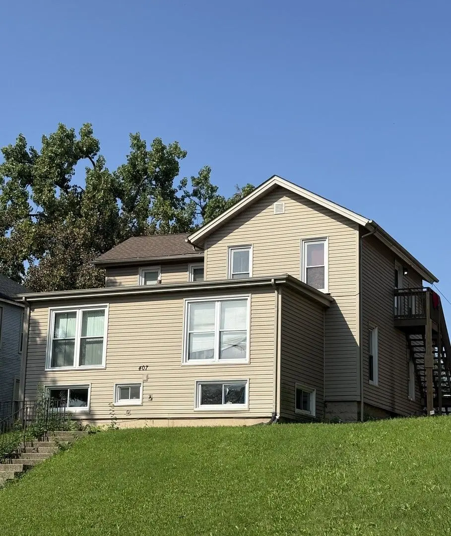 407 N Center Street