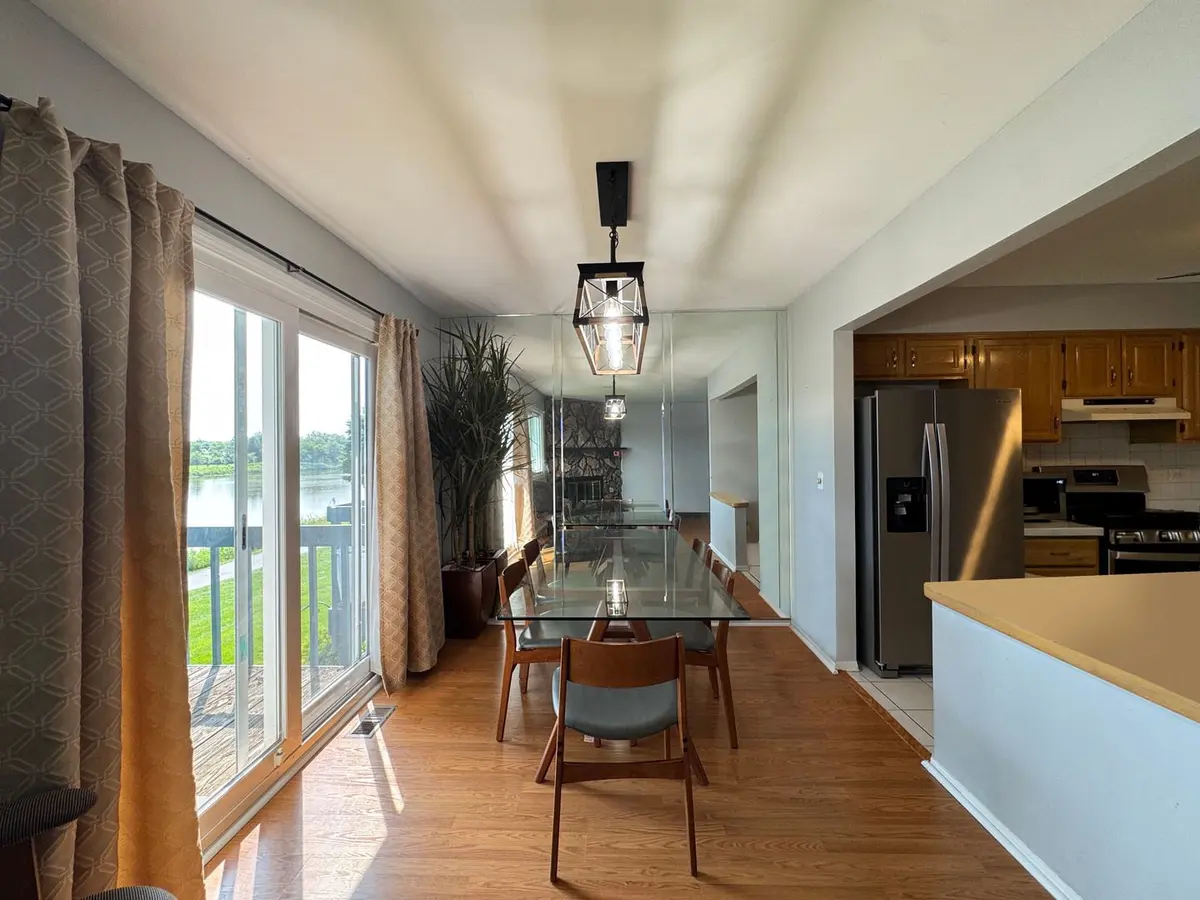 217 Lakeshore Lane