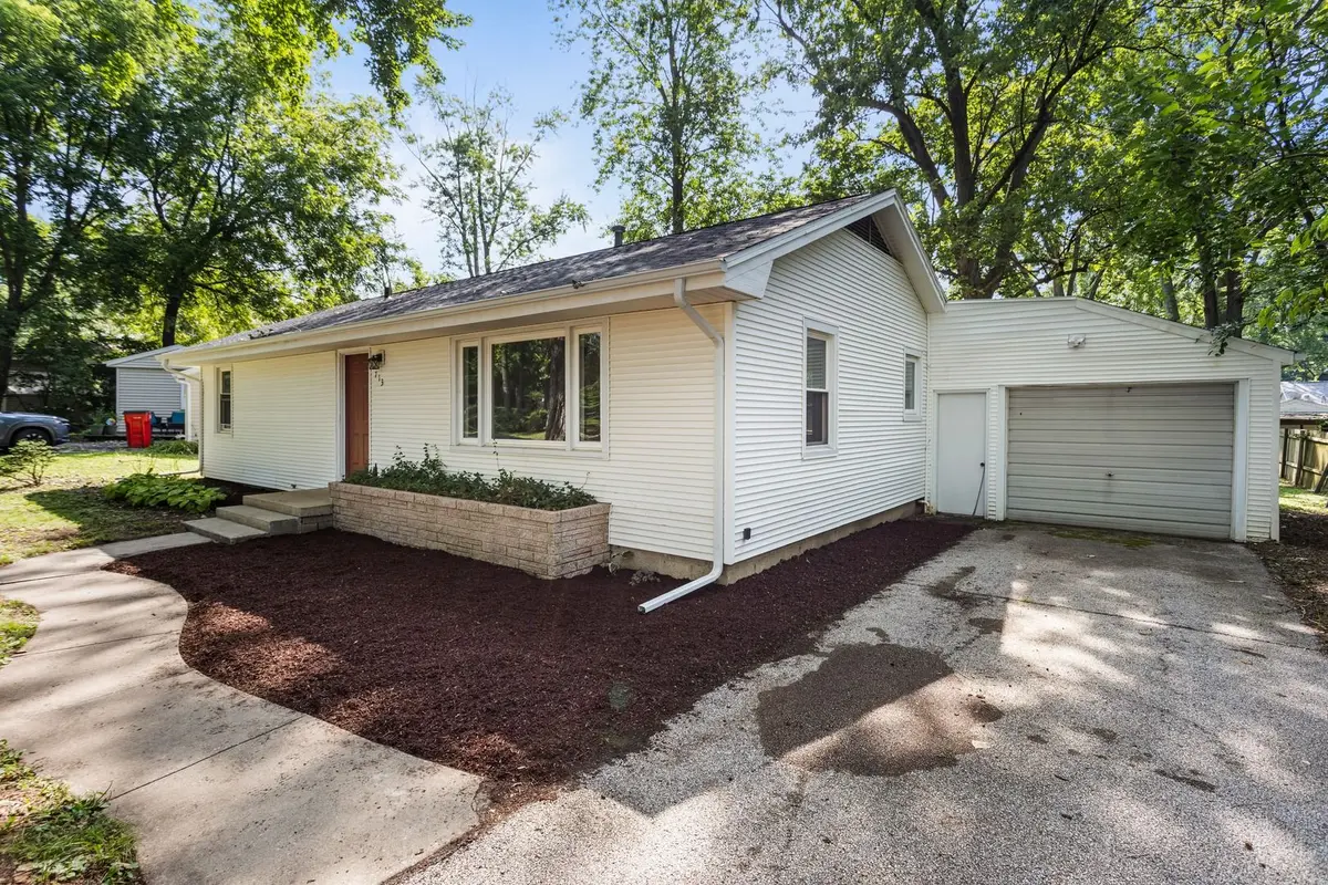 713 Southwest Drive