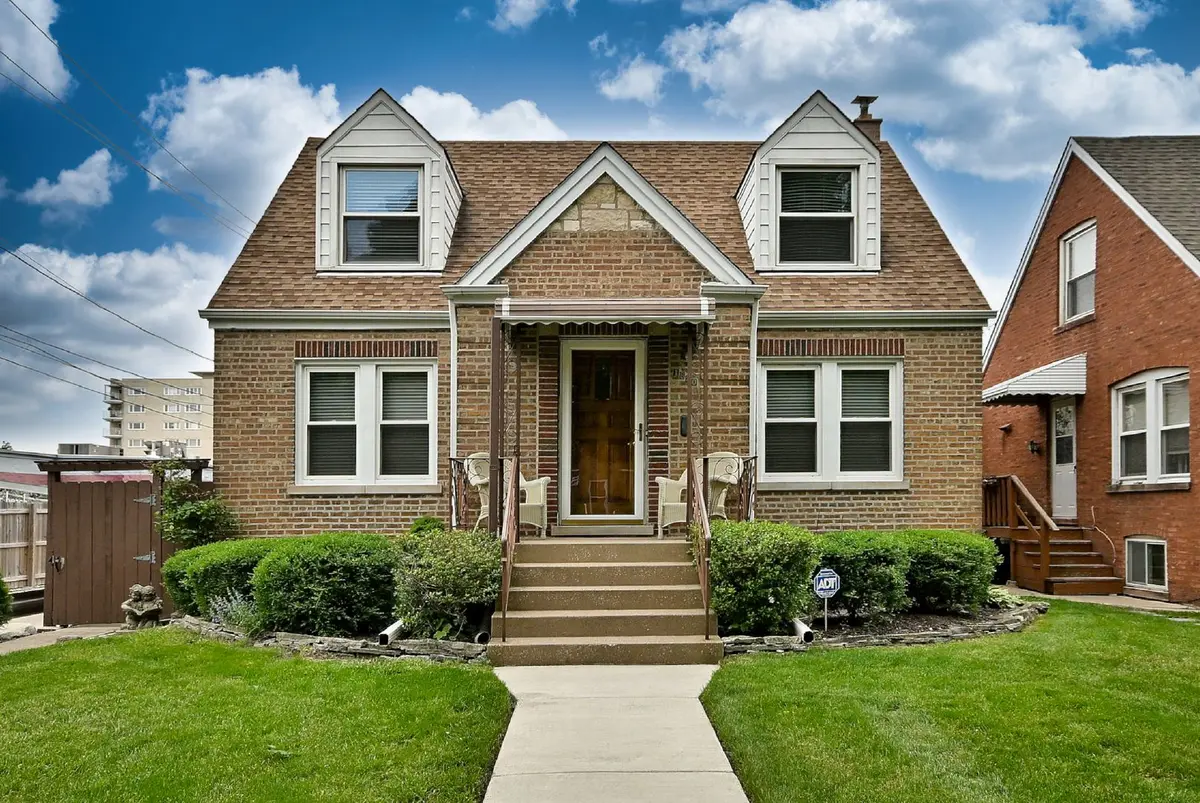 1620 N 73rd Court
