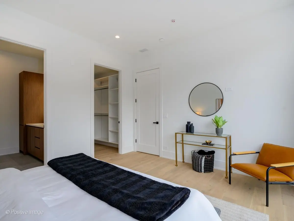 515 W Elm Street