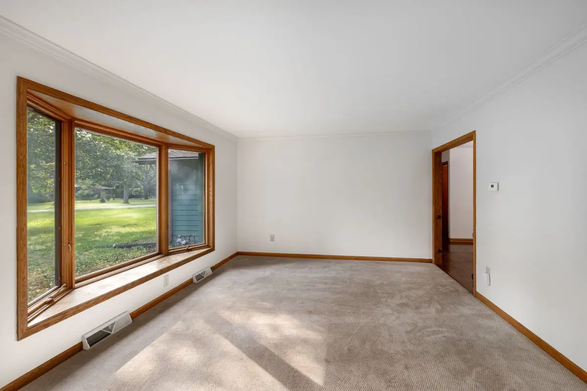 749 N Sharon Drive