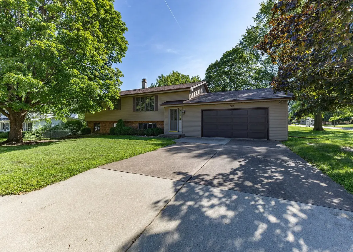 822 Hickory Street
