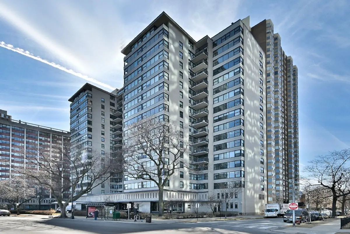 3440 N Lake Shore Drive