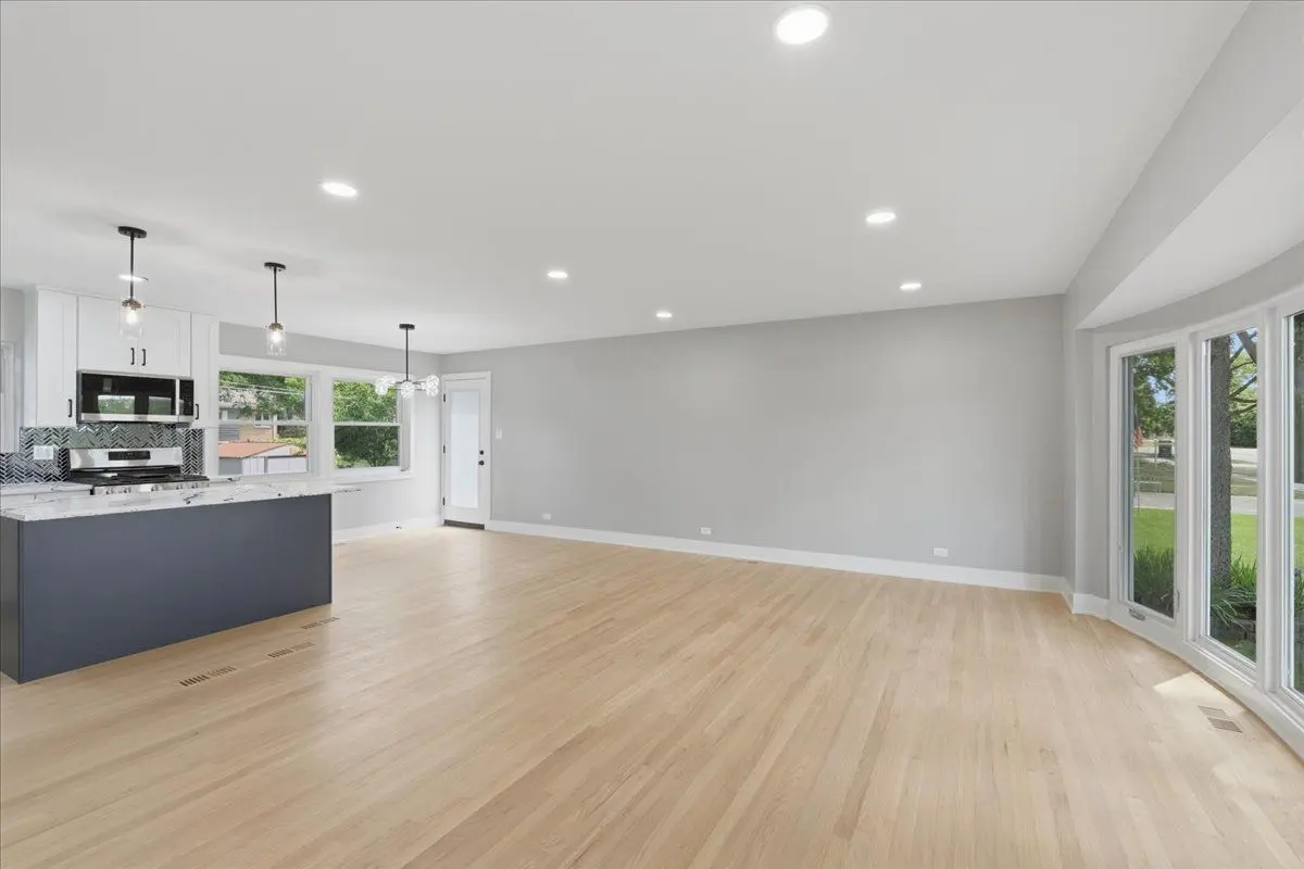 10 Linden Avenue