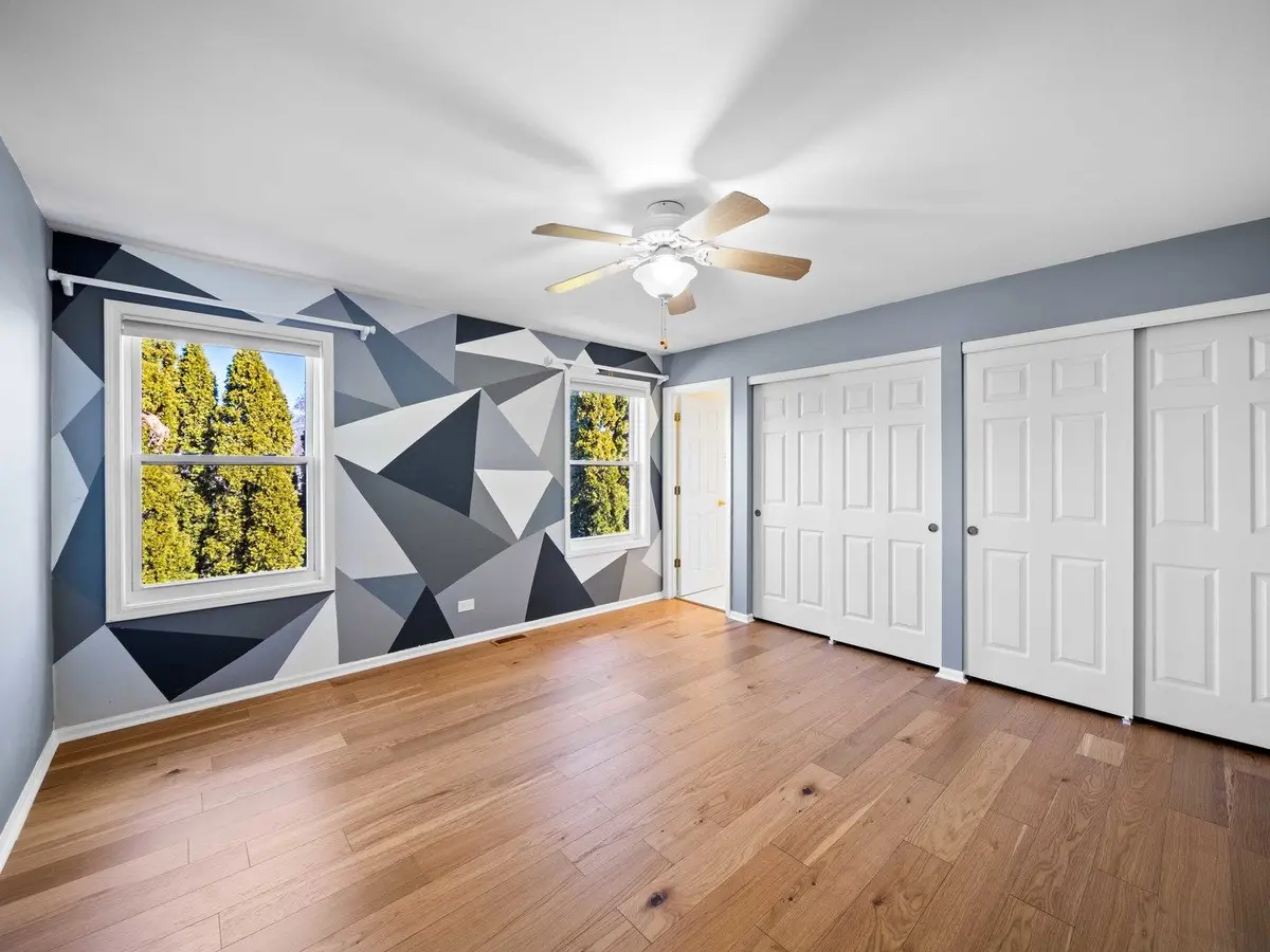 97 E HARBOR Drive