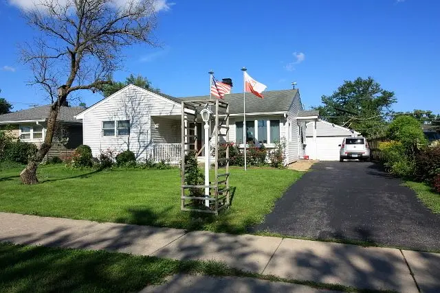 2213 Cedar Street