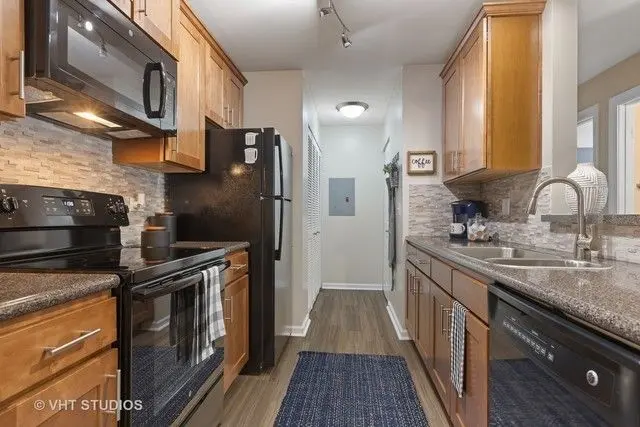 56 Sterling Circle