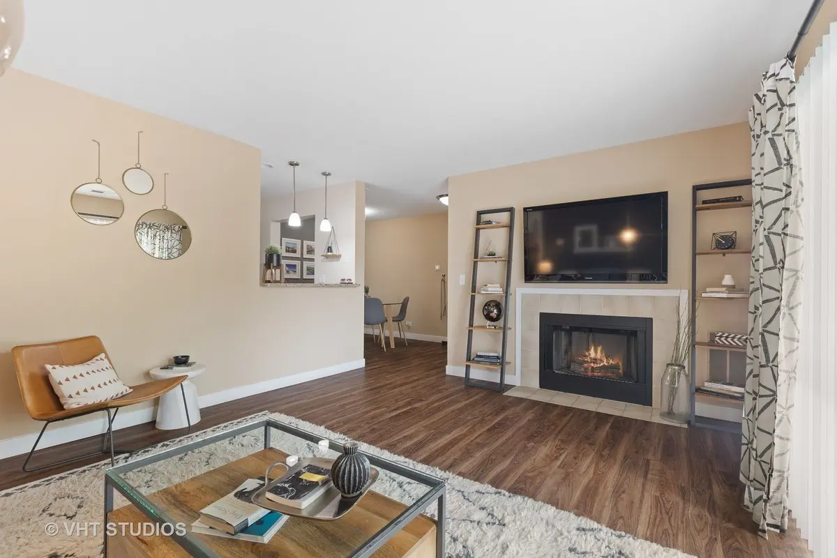 32 Sterling Circle