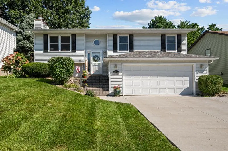 1358 W 49th Street