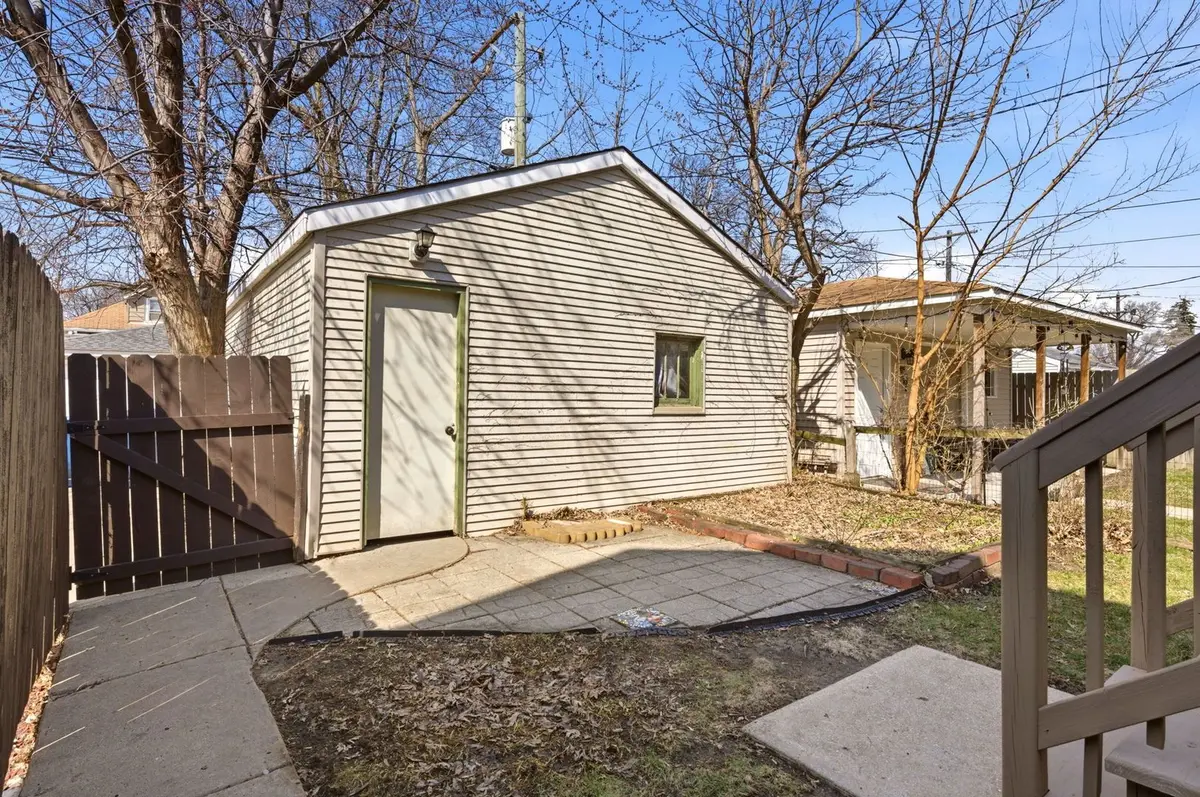 907 Ferdinand Avenue