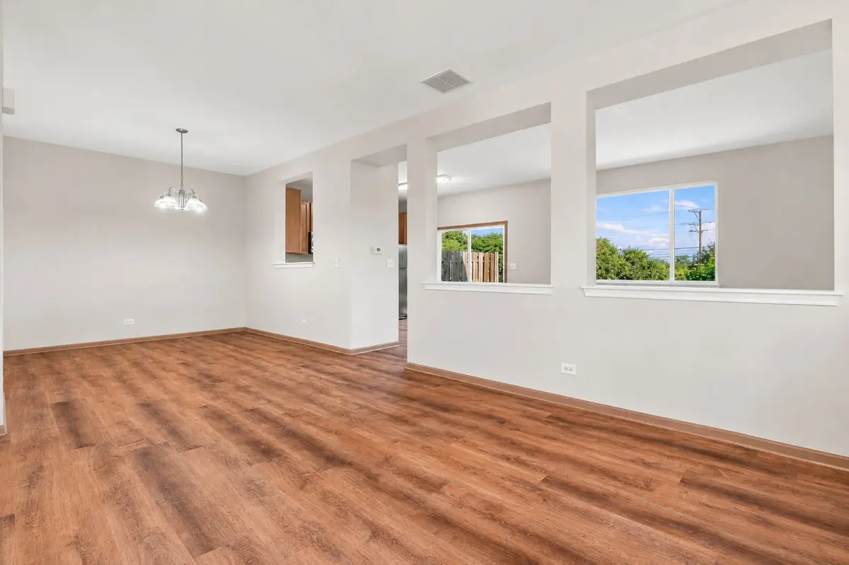 570 W Kristina Lane