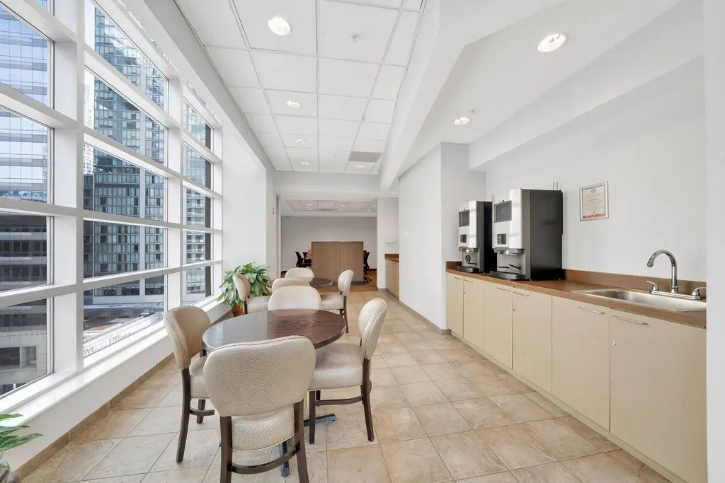 545 N Dearborn Street