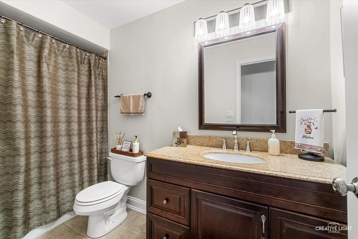 8409 Mending Wall Drive