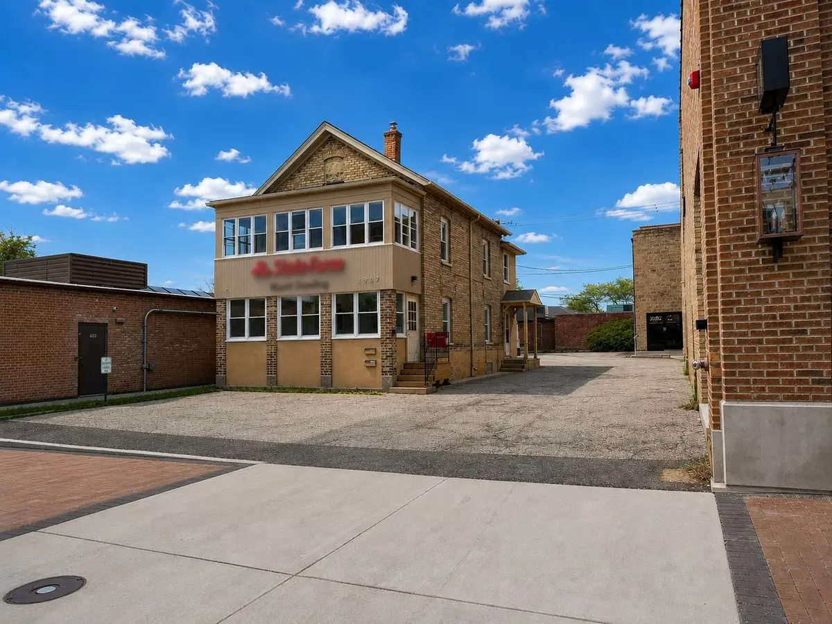 1907 2nd Street