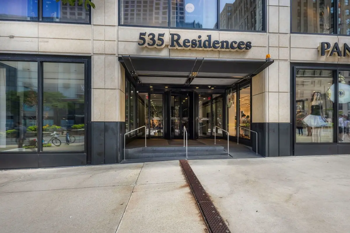 535 N Michigan Avenue