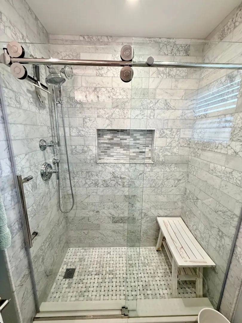 6056 W 60th Street