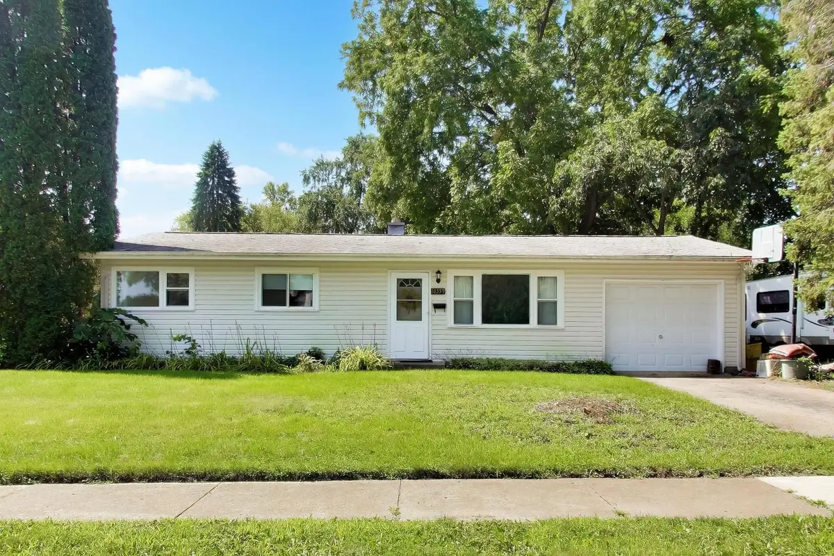 18559 W Karen Lane