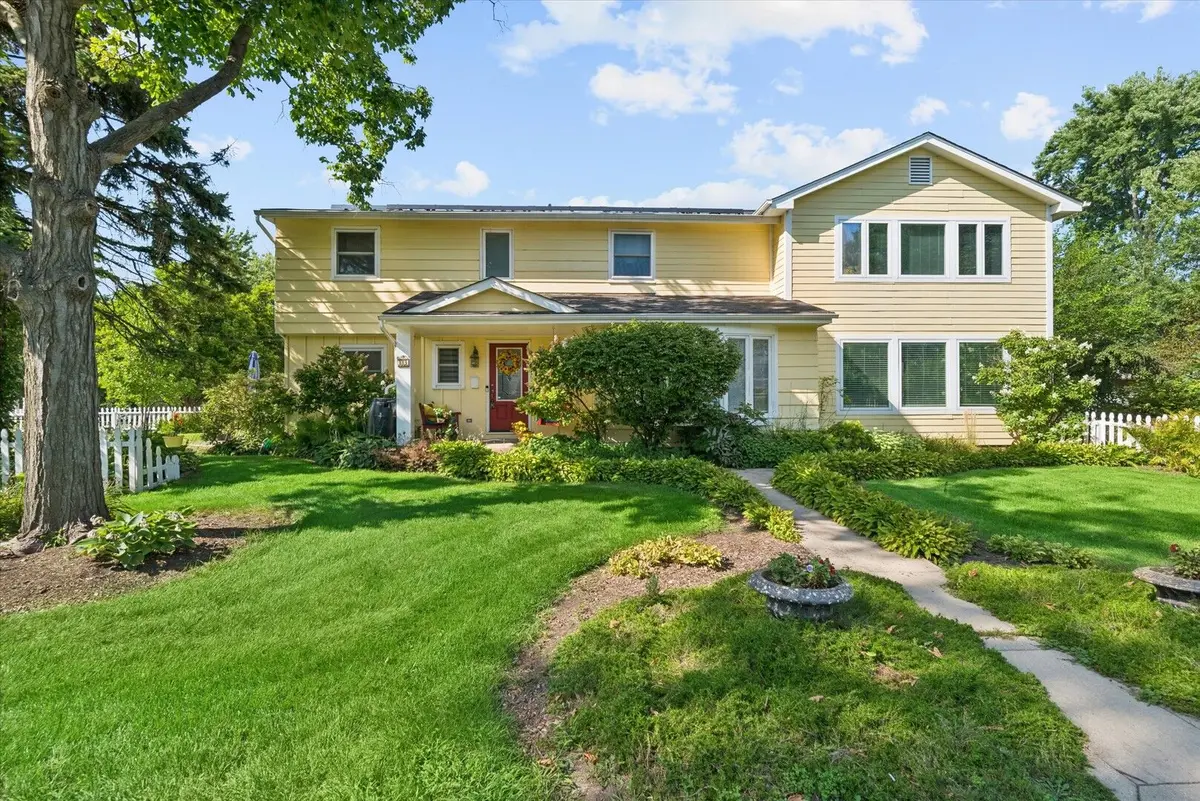 83 N Park Boulevard