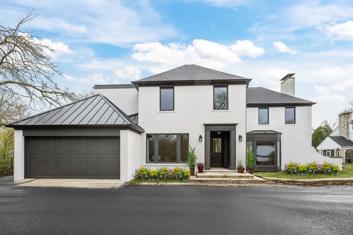 22 Lakeview Terrace