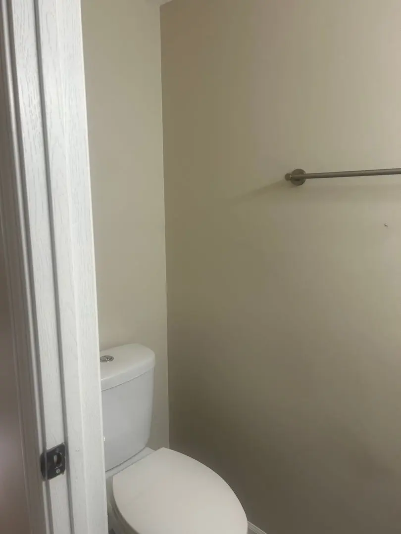 2464 Devonshire Court