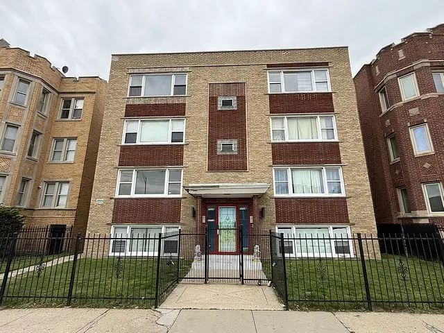 7720 S Jeffery Boulevard