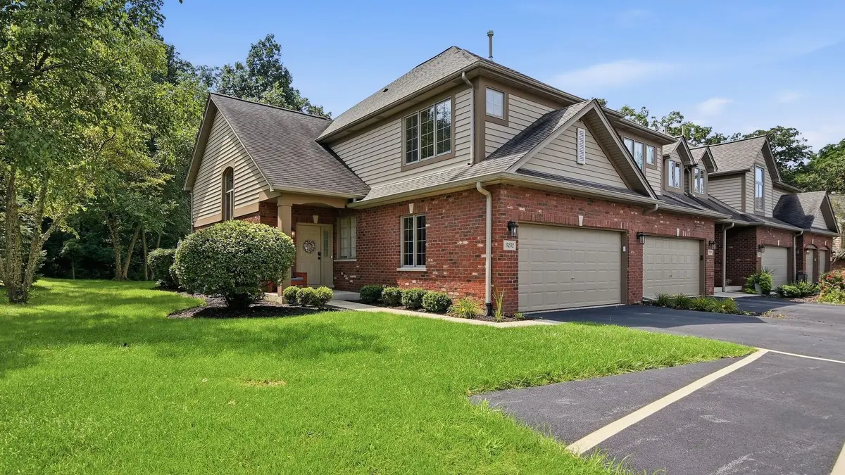 3232 Lightning Court