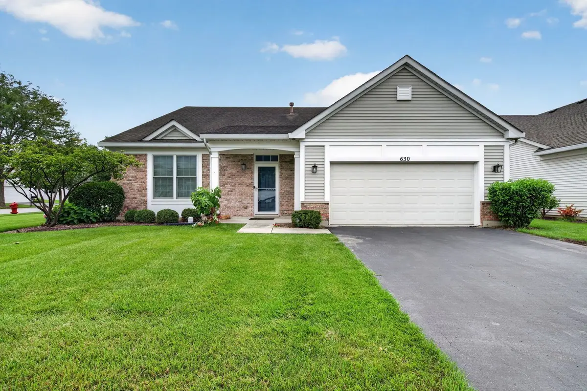 630 Saugatuk Circle