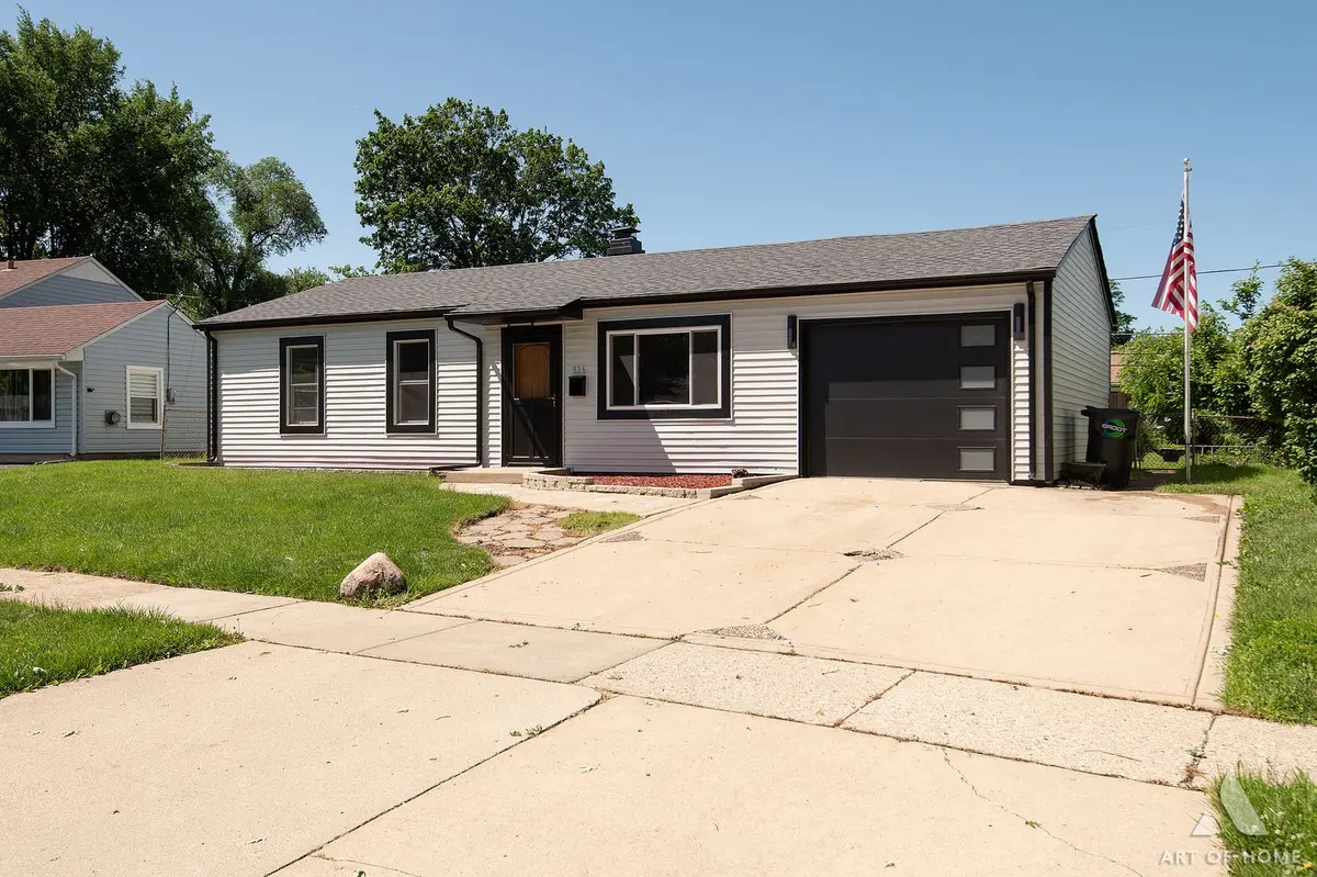 916 Mulberry Lane