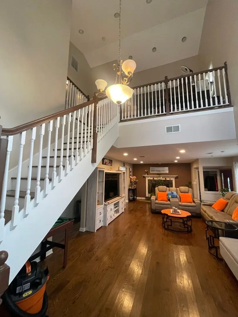 1787 WEBSTER Lane