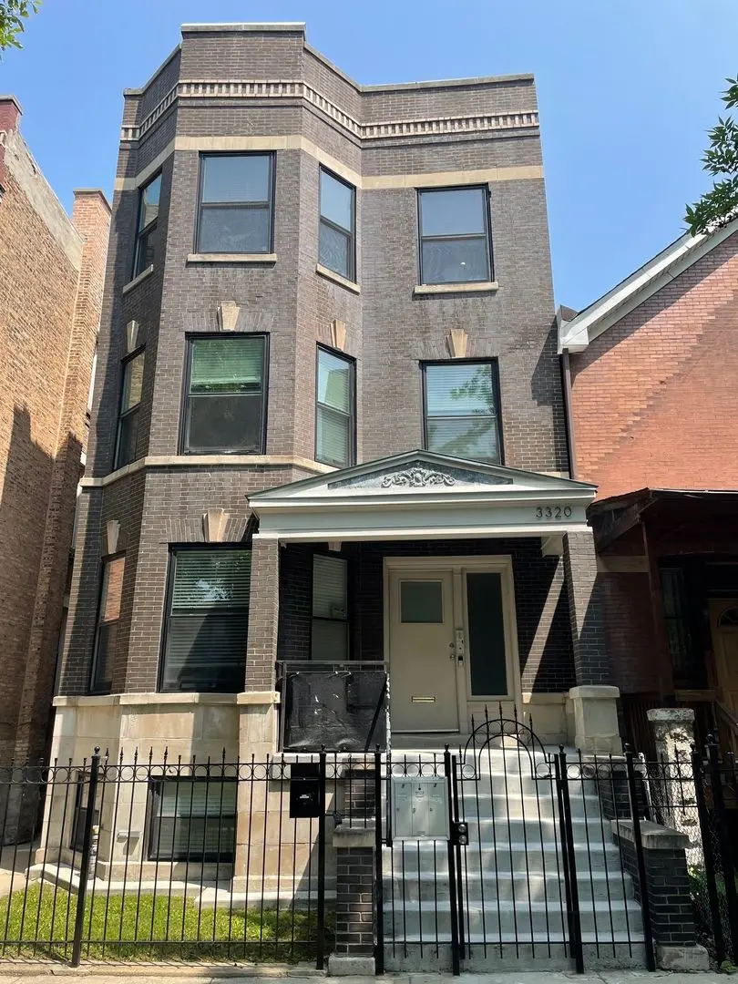 3320 W Beach Avenue