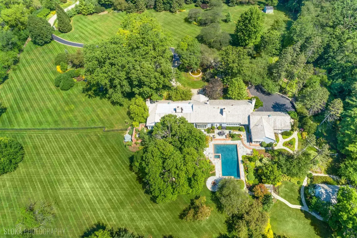 373 W County Line Road